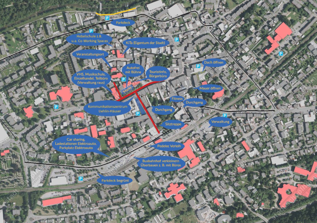 Die Schopfheimer Innenstand aus der Vogelperspektive mit den Idden der Bürgerinitative Attraktive verkehrsfreie Innenstadt als Sprechblasen